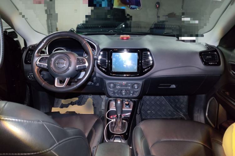 Used Jeep Compass 2019 220T Automatic Family Edition
