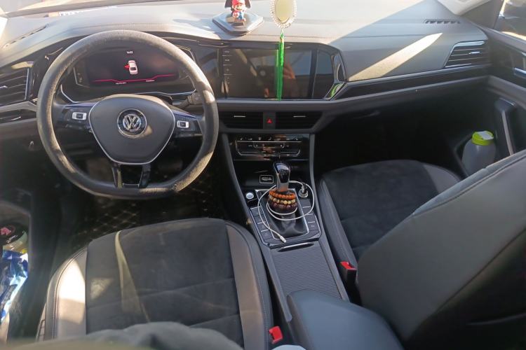 Used Volkswagen Sagitar 2021 280TSI DSG Excellence Edition Center Console