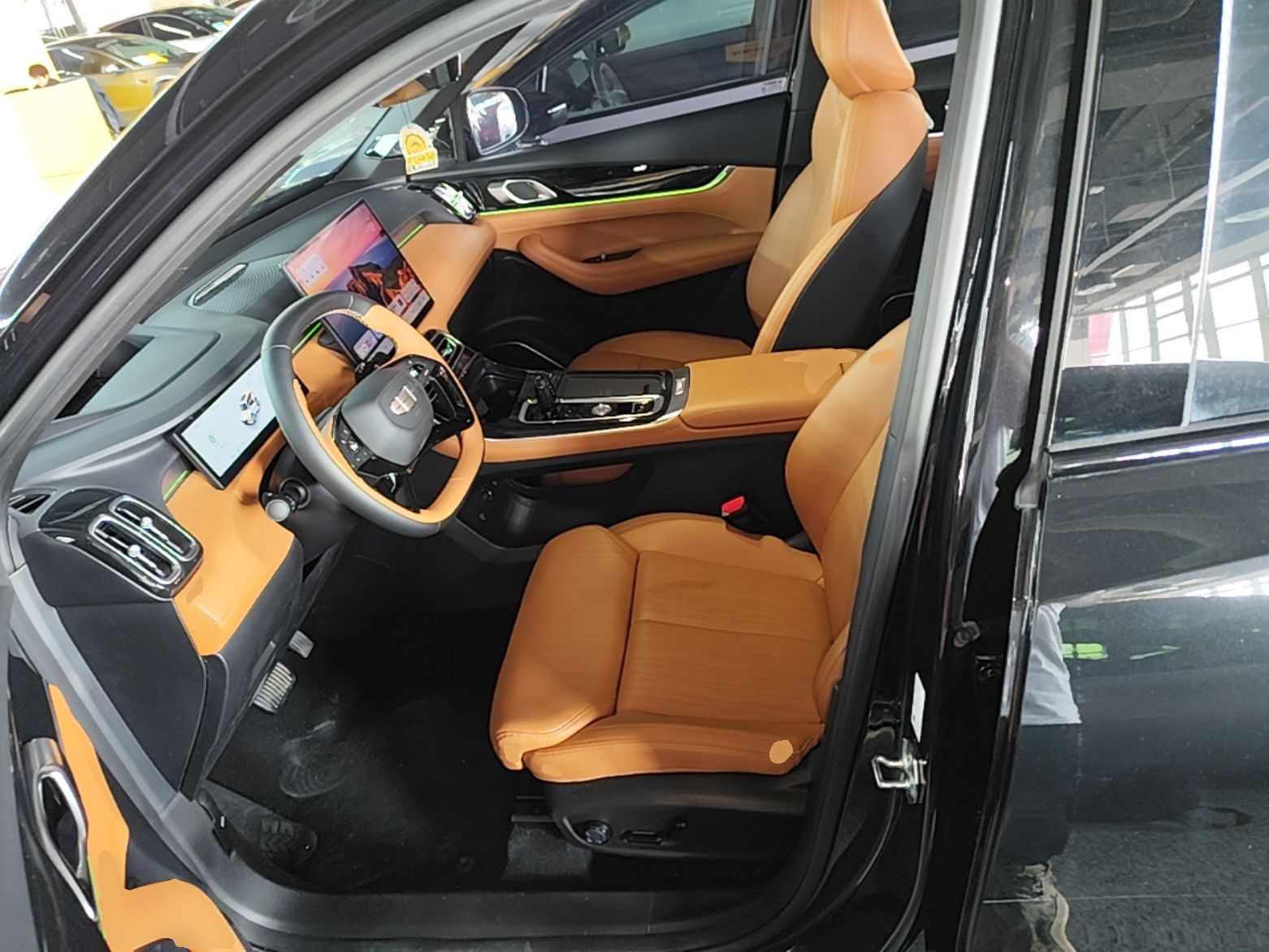 Geely Auto FX11 2025 4th Generation 1.5TD DCT Jinxiu — снимка 17