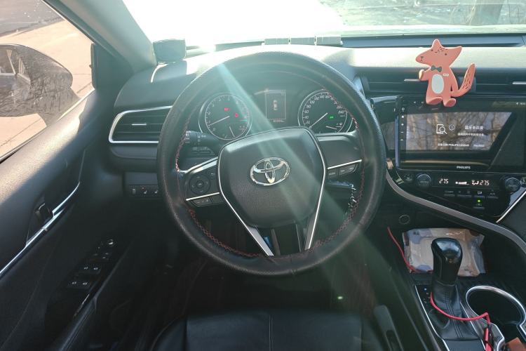 Used Toyota Camry 2018 2.0E Leading Edition