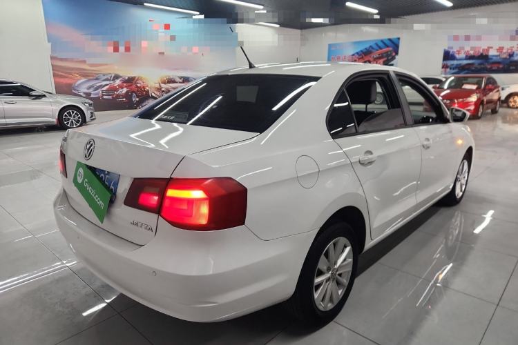 Used Volkswagen Jetta 2015 1.6L Manual Comfort Model Rear Right 45 Deg