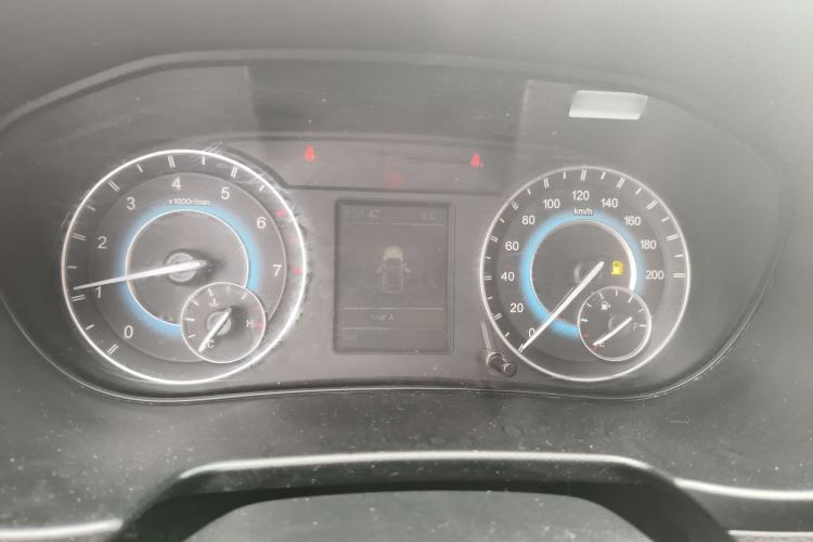 Used Dongfeng Fengon S560 2019 1.8L Manual Urban Model