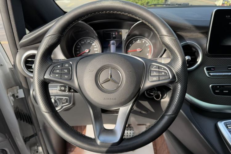 Used Mercedes-Benz V-Class 2018 V 260 AMG Sport Edition China V Emission Standard