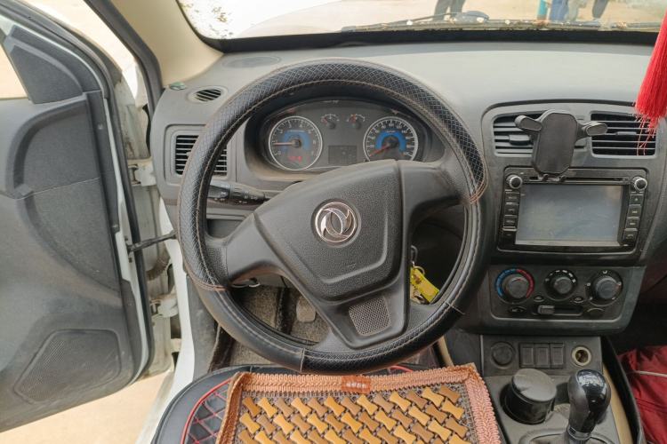 Used Dongfeng Fengon 330 2014 1.5L Manual Utility Version DK15
