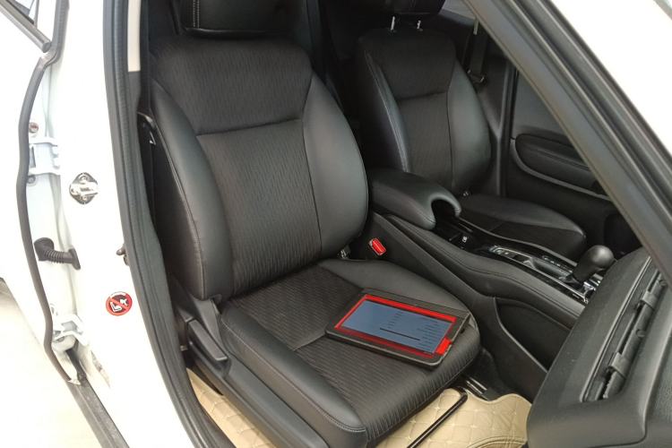 Used Honda Vezel 2018 1.5L CVT 2WD Technology Elite Model Right Front Seat