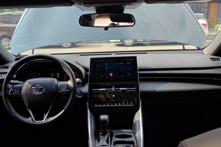 Used Toyota Avalon 2023 2.0L Luxury Edition