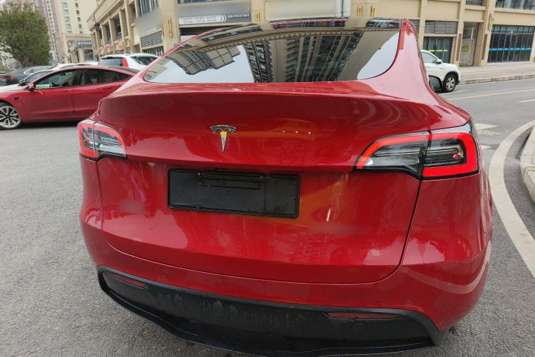 Used Tesla Model Y 2021 Long-Range All-Wheel-Drive Version 3D7