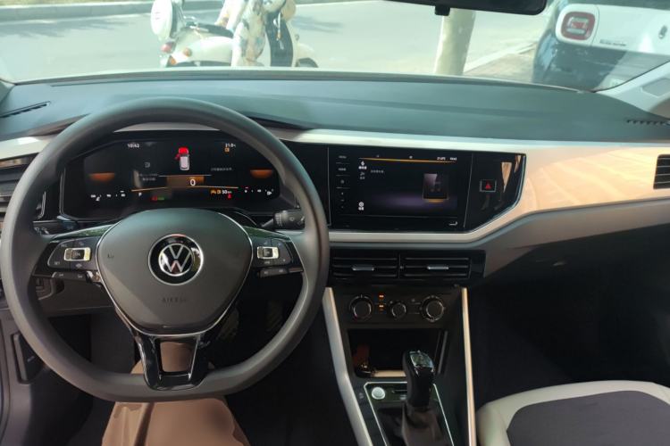 Used Volkswagen Polo 2023 Plus 1.5L Automatic Colorful Tech Edition Center Console