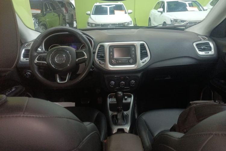 Used Jeep Compass 2017 200T Automatic Comfort Edition