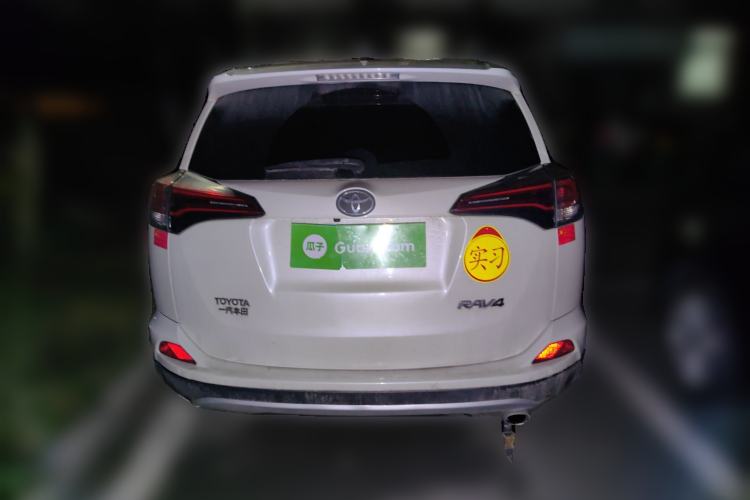 Used Toyota RAV4 2016 2.0L CVT Two-Wheel Drive Smart Edition China V Standard Rear