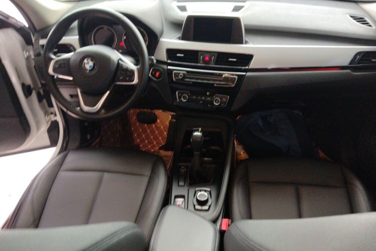 Used BMW X1 2018 sDrive18Li Fashion Model Center Console