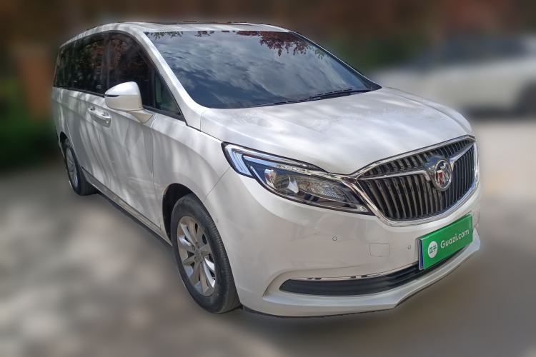 Used Buick GL8 2017 ES 28T Comfort Model China V Standard Front Right 45 Deg