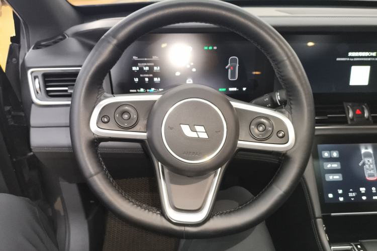 Used Li Auto ONE 2020 Extended-Range 6-Seater Version Steering Wheel