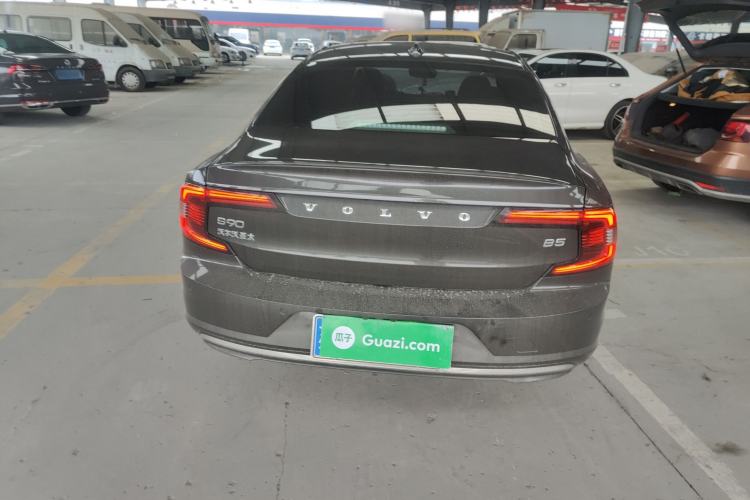 Used Volvo S90 2022 B5 Zhiyuan Luxury Edition
