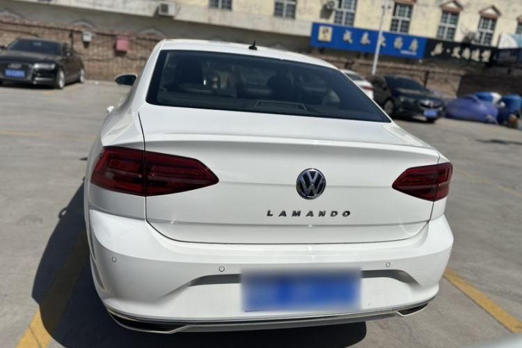 Used Volkswagen Lamando 2019 230TSI DSG Fashion Edition China VI