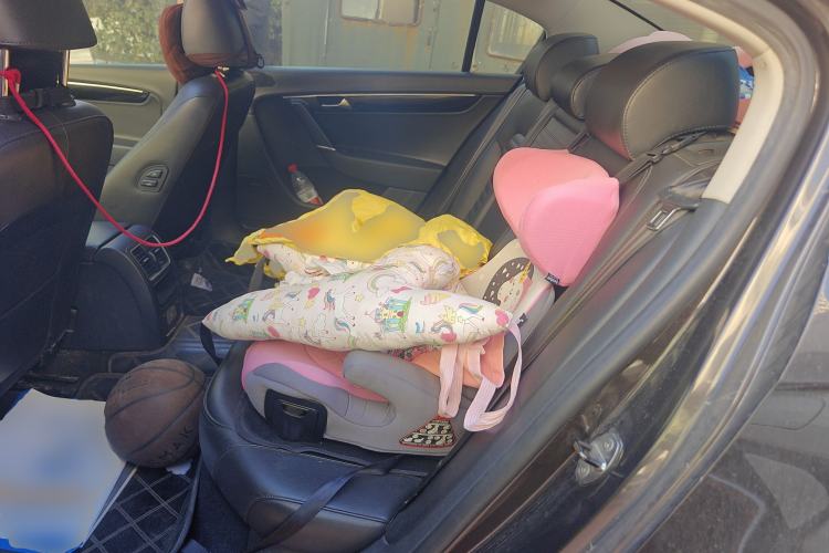 Used Volkswagen Magotan 2012 Revised 1.8TSI Comfort Version Left Rear Seat