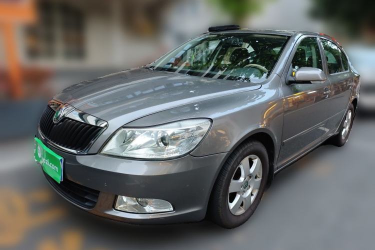 Used Skoda Octavia 2012 1.6L Manual Eado Edition