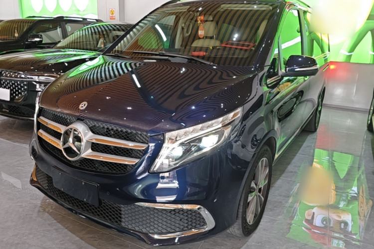 Used Mercedes-Benz V-Class 2021 V 260 Avantgarde Edition