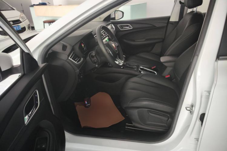 Used Roewe i5 2020 1.5L Automatic 4G Connect Luxury Flagship Edition