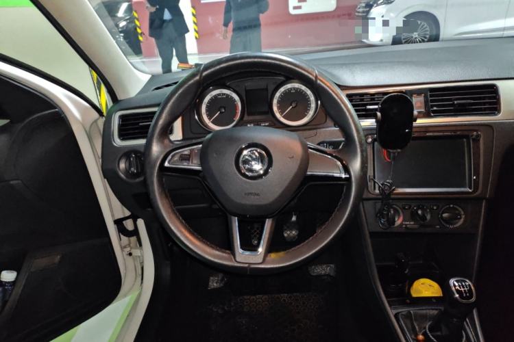 Used Skoda Rapid Spaceback 2019 Revised Version 1.5L Manual Comfort Edition China VI Standard