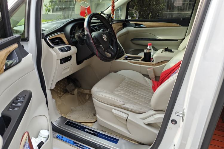 Used Buick GL8 2018 ES 28T Comfort Model China VI Standard