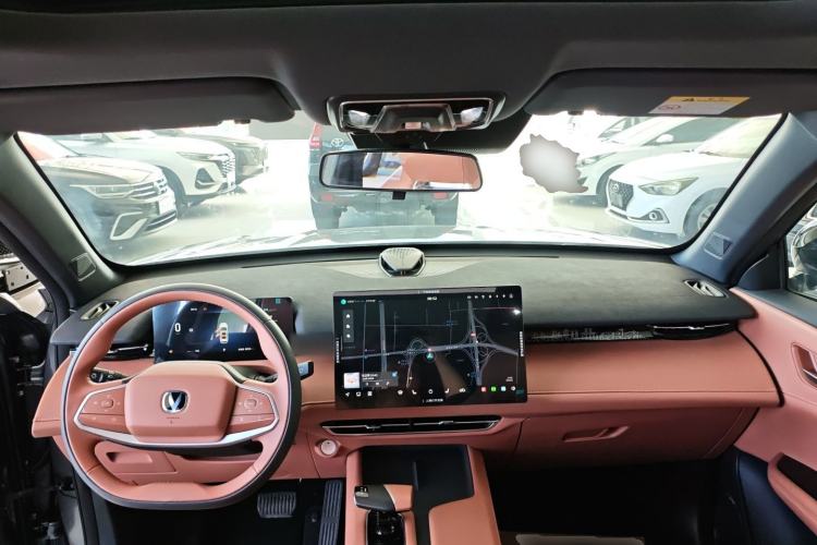 Used CHANGAN UNI-Z 2025 1.5T Premium Edition Center Console