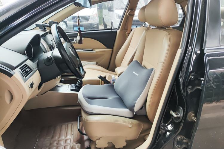 Used Buick Excelle 2013 1.5L Manual Classic Model