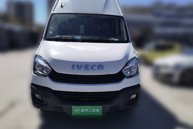 Used Iveco Eurocargo 2021 2.0T Manual Super Rui Long Wheelbase Short Overhang High Roof Side-Sliding Door F1A Front