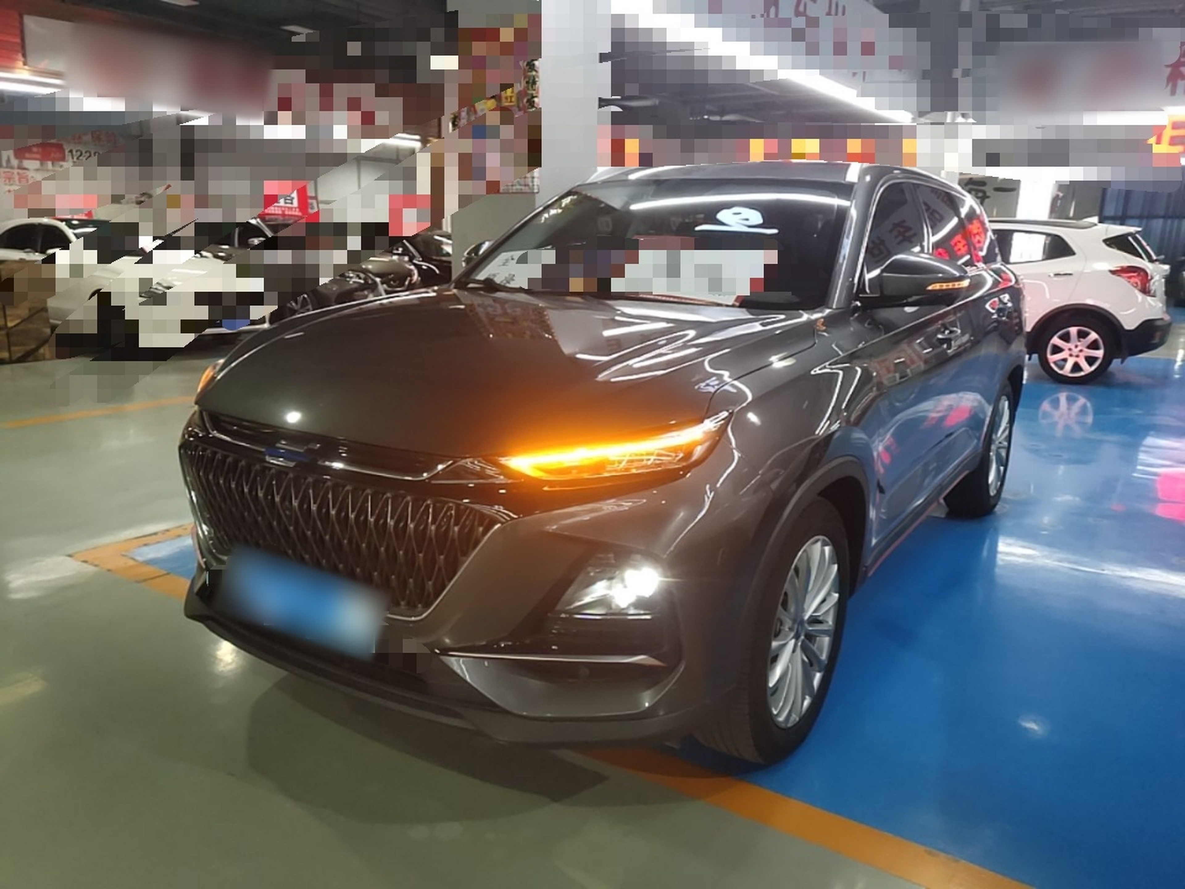 Под передней частью автомобиля