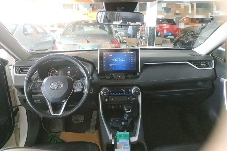 Used Toyota RAV4 2022 2.0L CVT Two-Wheel Drive Fashion Plus Edition
