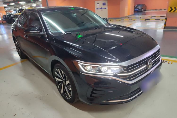 Used Volkswagen Passat 2023 Facelift 330TSI Luxury Edition