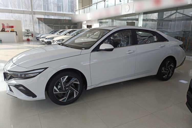 Used Hyundai Elantra 2023 1.5L CVT GLX Elite Edition
