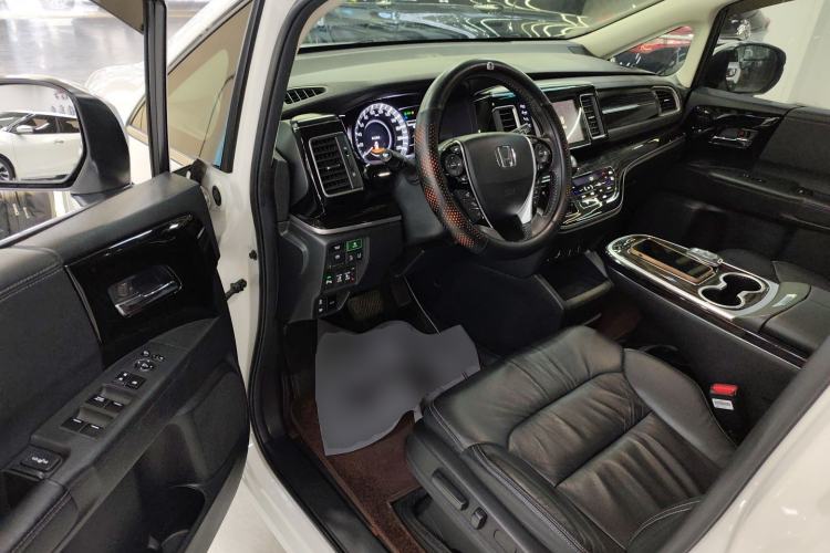 Used Honda Elysion 2019 2.0L Hybrid Luxury Edition
