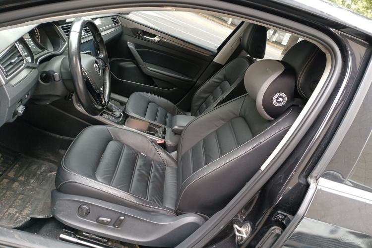 Used Volkswagen Passat 2016 330TSI DSG Luxury Edition