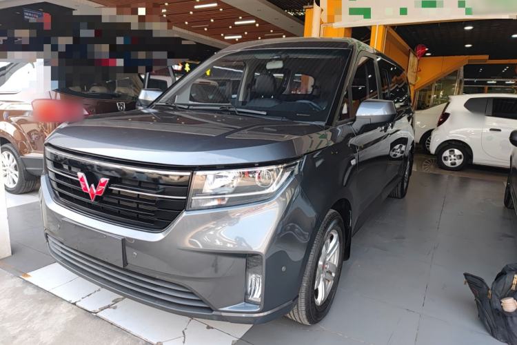Used Wuling Zhengcheng 2021 1.5T Manual Luxury Commercial Vehicle