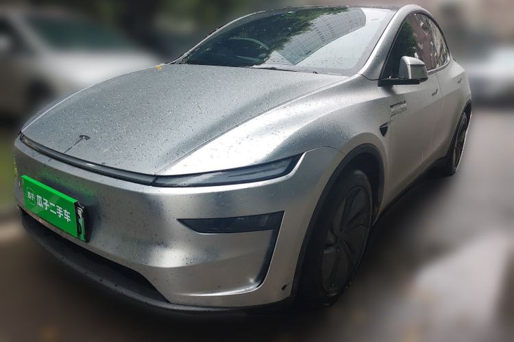 Used Tesla Model Y 2025 Rear-Wheel-Drive Version