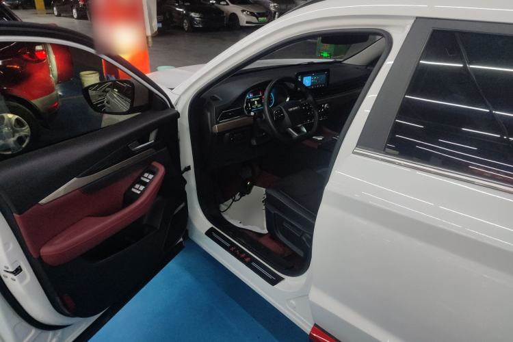 Used JETOUR X70 2023 1.5T DCT Beyond PRO Edition 5-Seater
