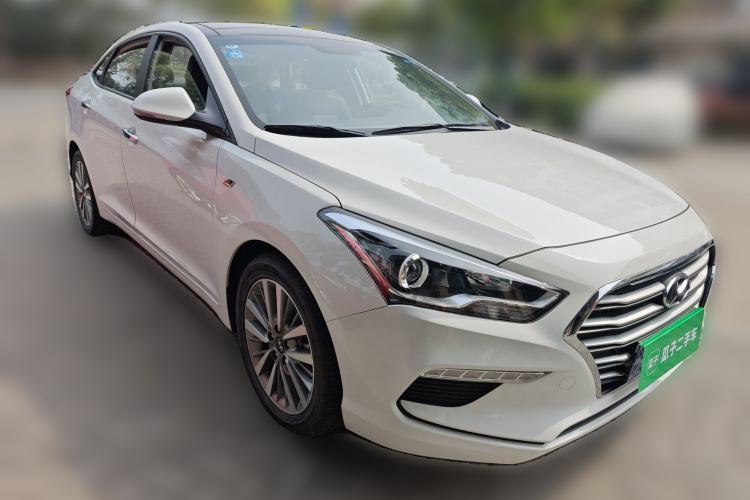 Used Hyundai Mistra 2019 1.8L Automatic Smart GLS China VI Standard Front Right 45 Deg