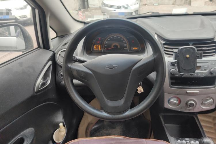Used Chevrolet Sail 2013 Sedan 1.2L Manual Fashionable Happiness Edition

