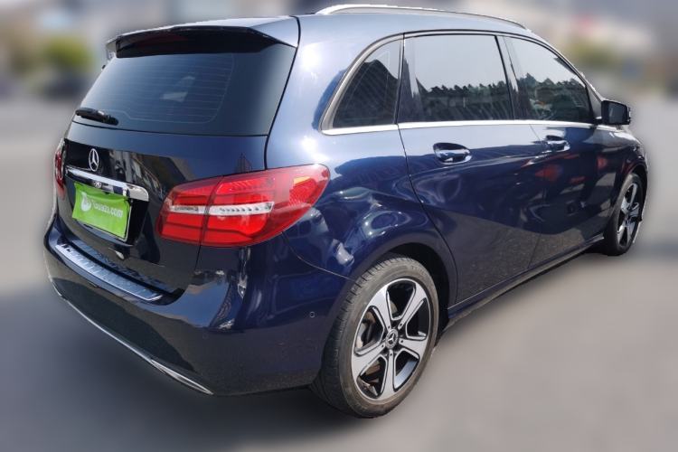 Used Mercedes-Benz B-Class 2017 B 200 Fashion Model Rear Right 45 Deg