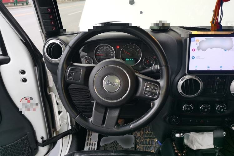 Used Jeep Wrangler 2015 2.8TD Sahara Four-Door Comfort Edition