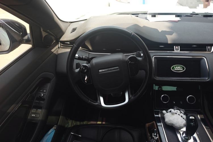 Used Land Rover Range Evoque 2020 249 PS R-DYNAMIC S Sport Edition Steering Wheel