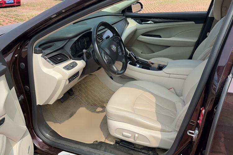 Used Buick LaCrosse 2022 Avenir Avia First Edition
