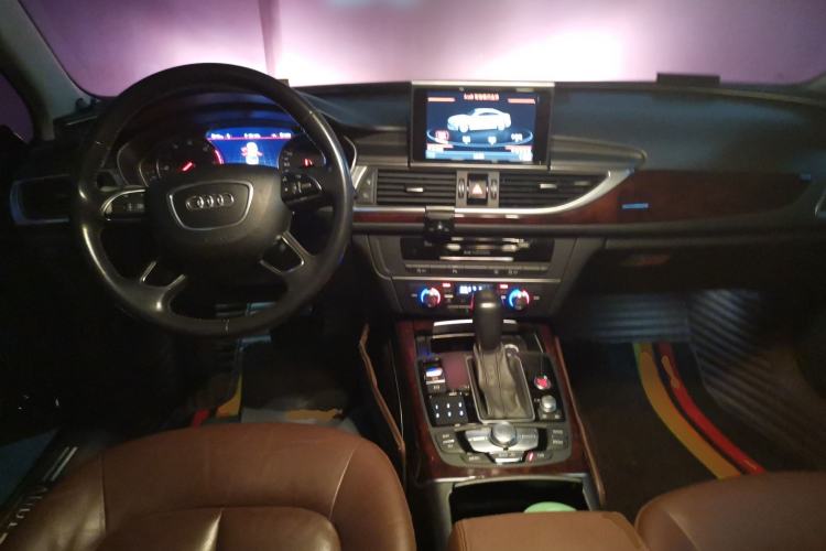 Used Audi A6L 2017 30 FSI Comfort Model Center Console