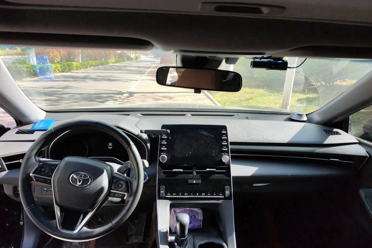 Used Toyota Avalon 2019 Dual-Engine 2.5L Luxury Edition China VI Standard
