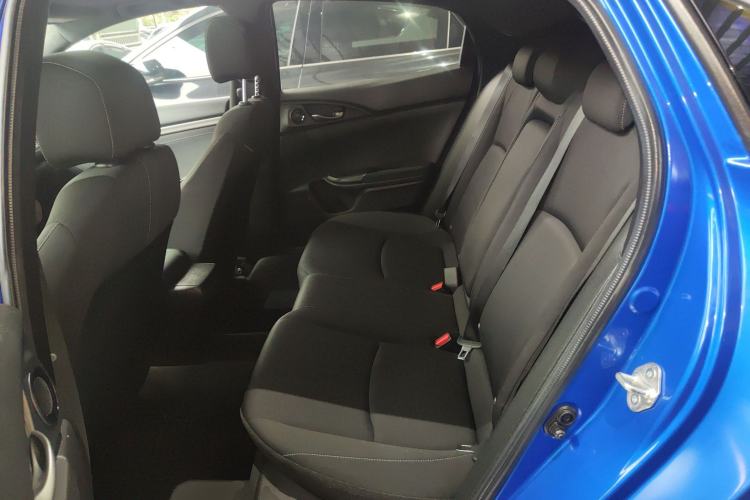 Used Honda Civic 2021 HATCHBACK 220TURBO CVT New Trendsetter
