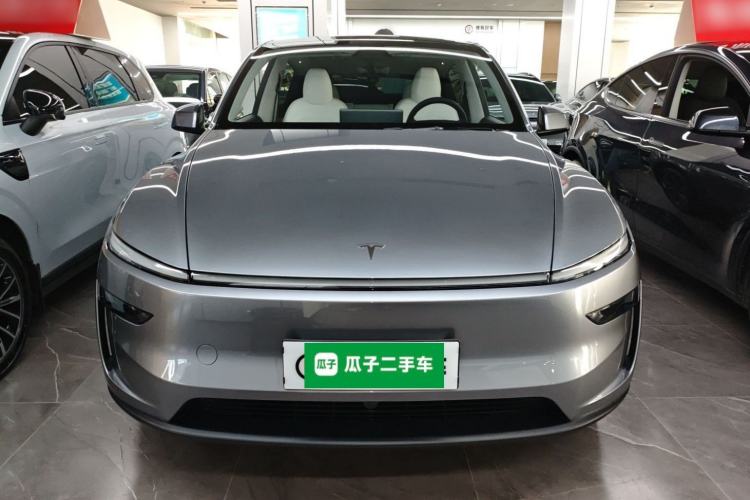 Used Tesla Model Y 2025 Rear-Wheel-Drive Version Front