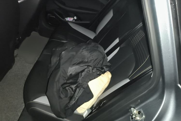 Used Roewe i6 MAX New Energy 2020 1.5T PHEV Cool & Stylish Skyroof Edition Left Rear Seat