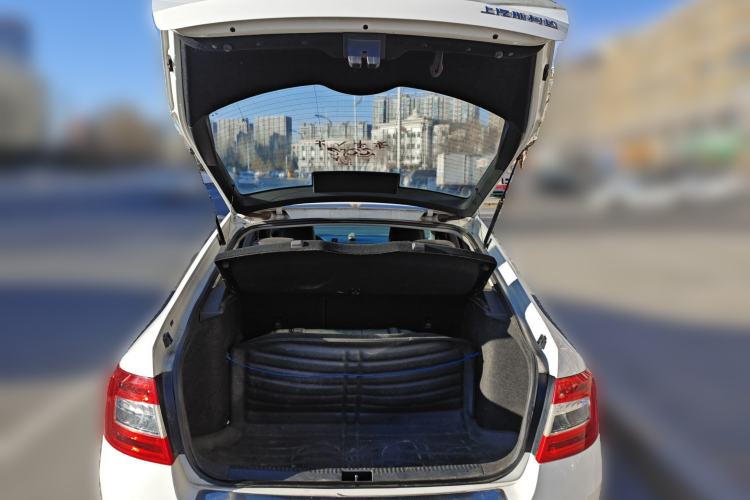 Used Skoda Octavia 2017 Classic Model 1.6L Manual Standard Edition