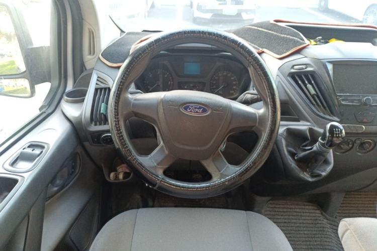 Used Ford Transit 2017 2.0T Diesel Multi-Purpose Commercial Vehicle Short Wheelbase Low Roof China V Standard
